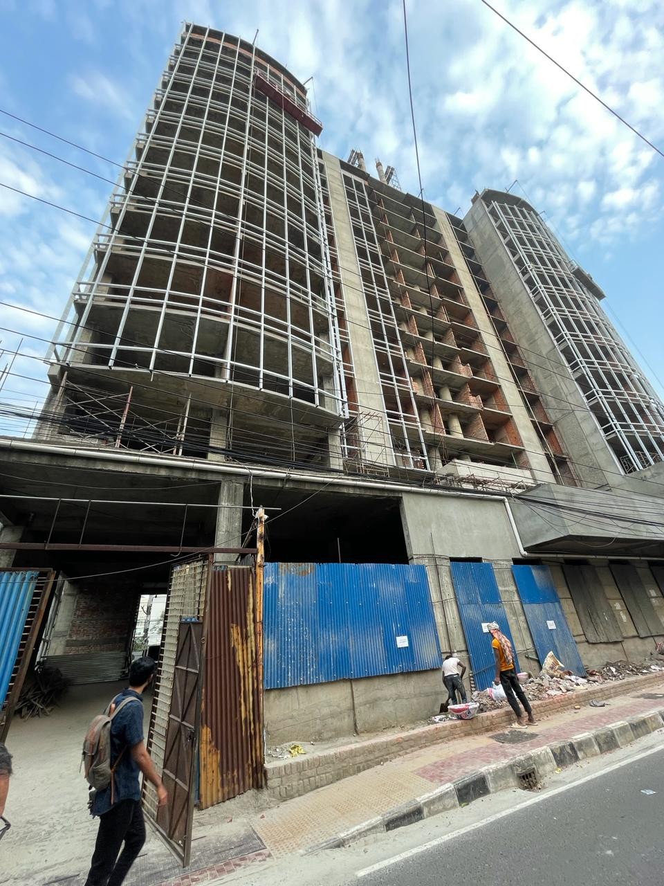 Niketan Service Apartment .